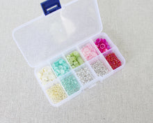 Load image into Gallery viewer, Vintage Charm Color Story