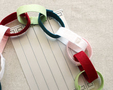 Load image into Gallery viewer, Linked Garland Die