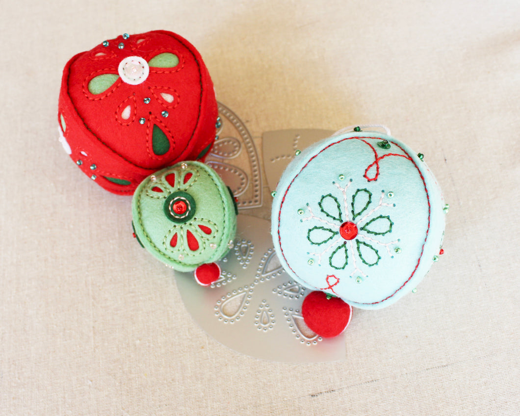 Large Basic Bauble Die