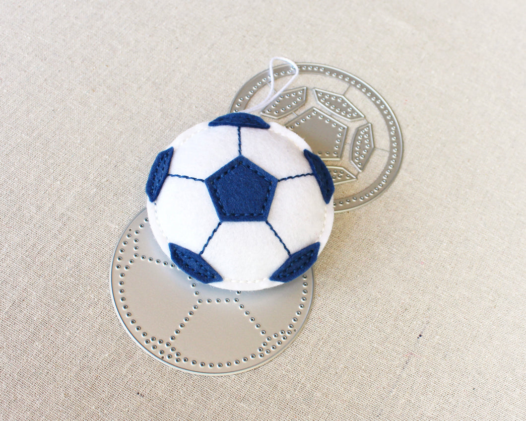 Let's Play: Soccer Die
