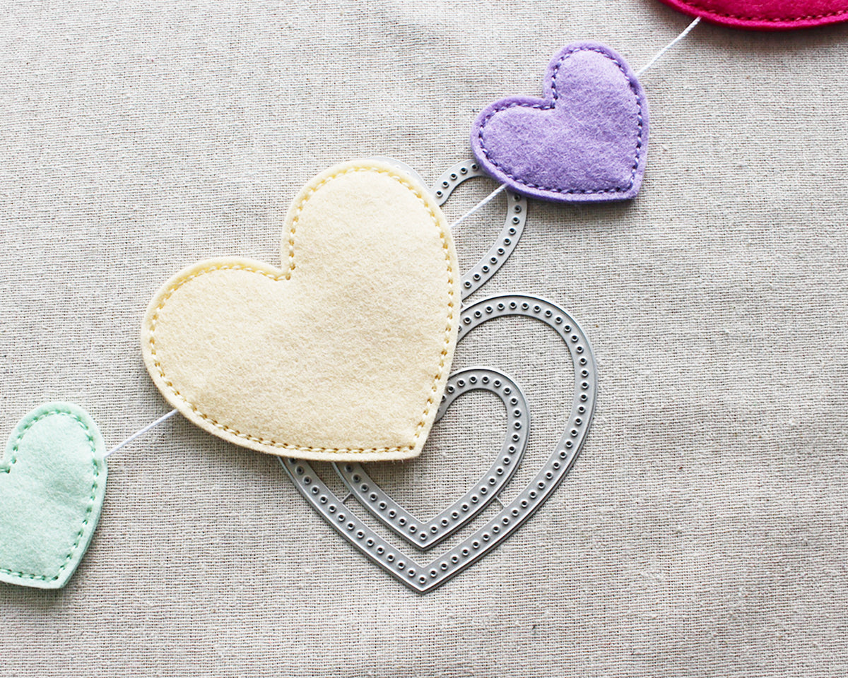 Basic Heart Die – Poshta Design